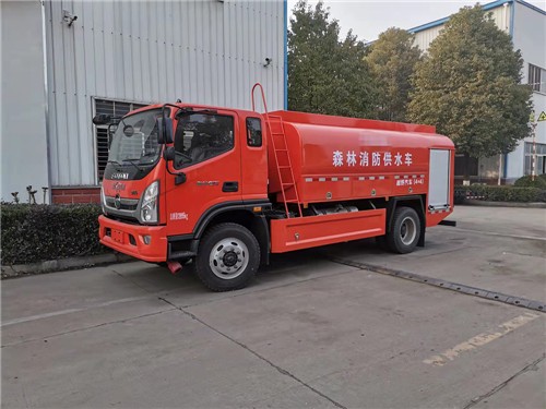 7.6吨四驱供水森林消防车 7.6吨四驱供水森林消防车