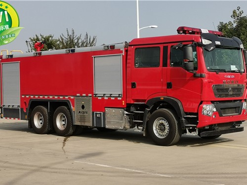 国六重汽12吨水泡沫干粉联用消防车