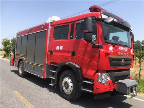 豪沃抢险救援消防车